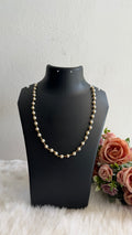 Ivory short Pearl chain