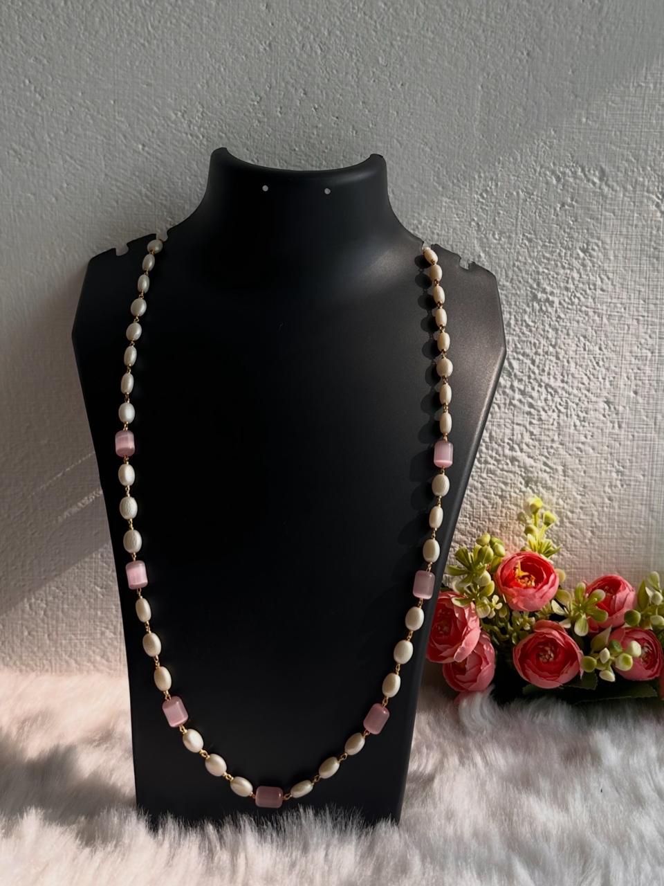 pink monalisa beads