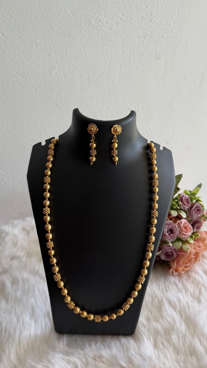 long antique mala