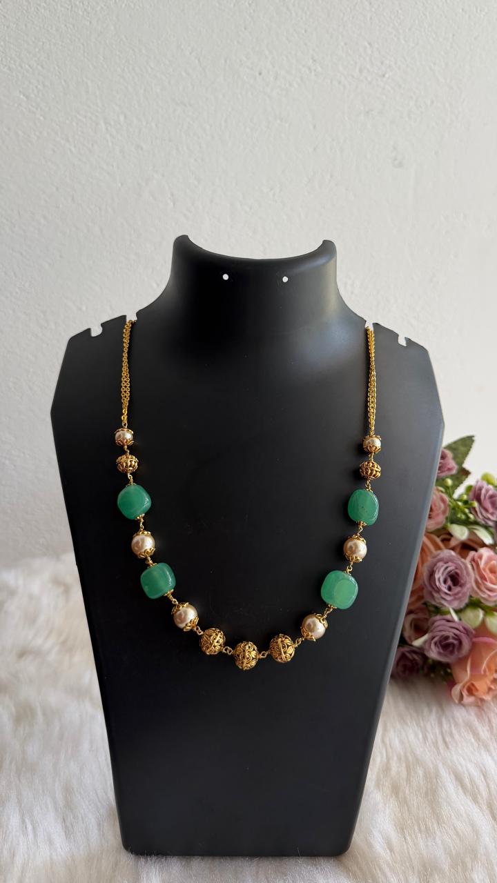 mint antique set